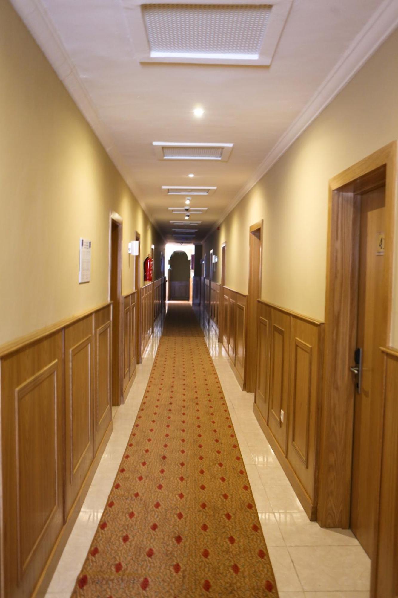 Hotel Mauricenter נואקשוט מראה חיצוני תמונה